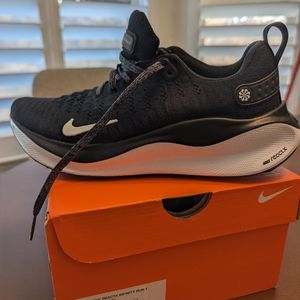 NWT Nike InfinityRN 4 Women's Road Running Shoes 7.5